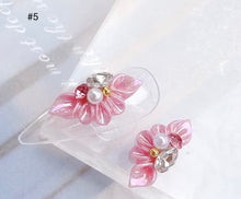 Load image into Gallery viewer, 3D flower Charms

